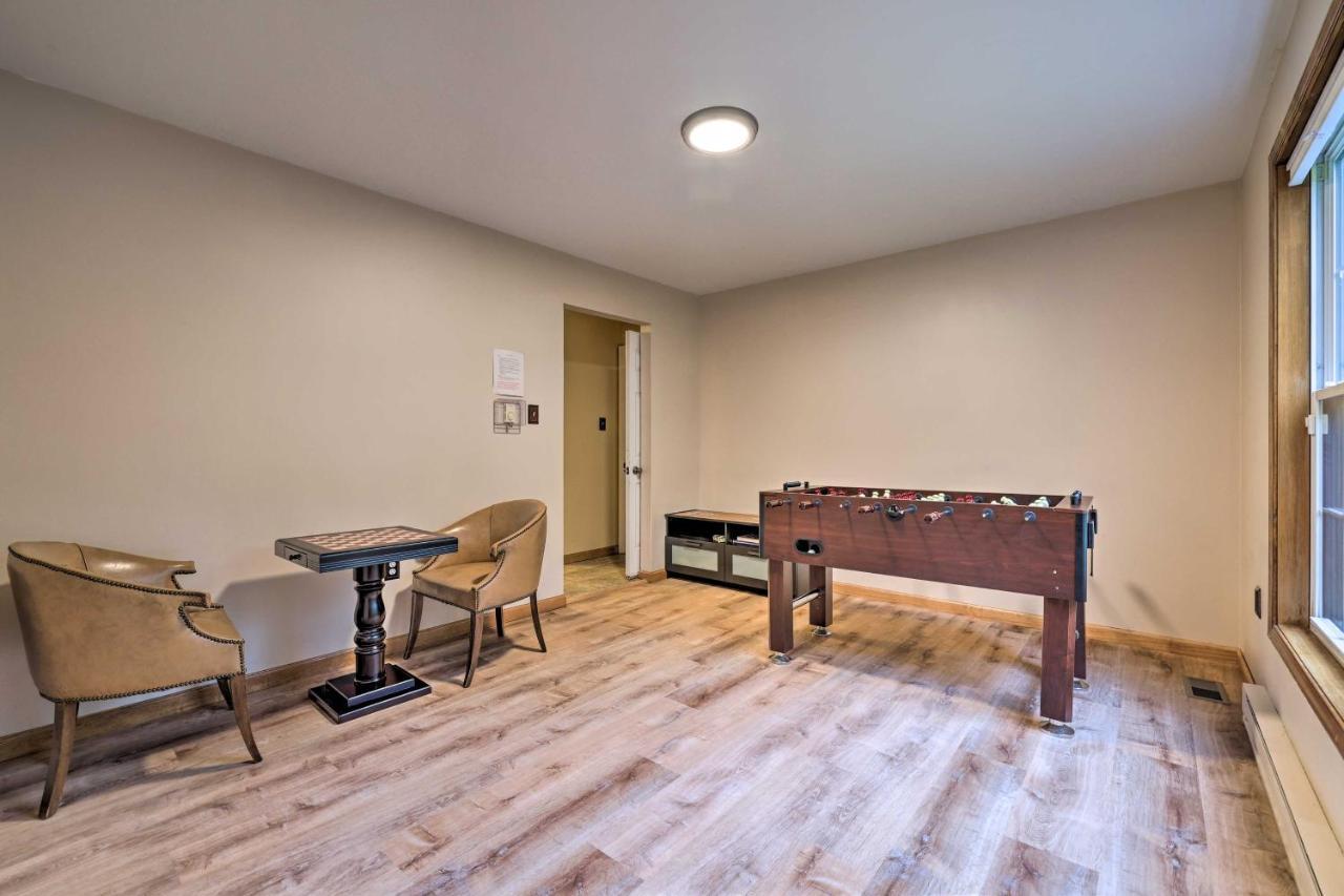 Spacious Tobyhanna Home With Lake Access And Fire Pit! Exterior foto
